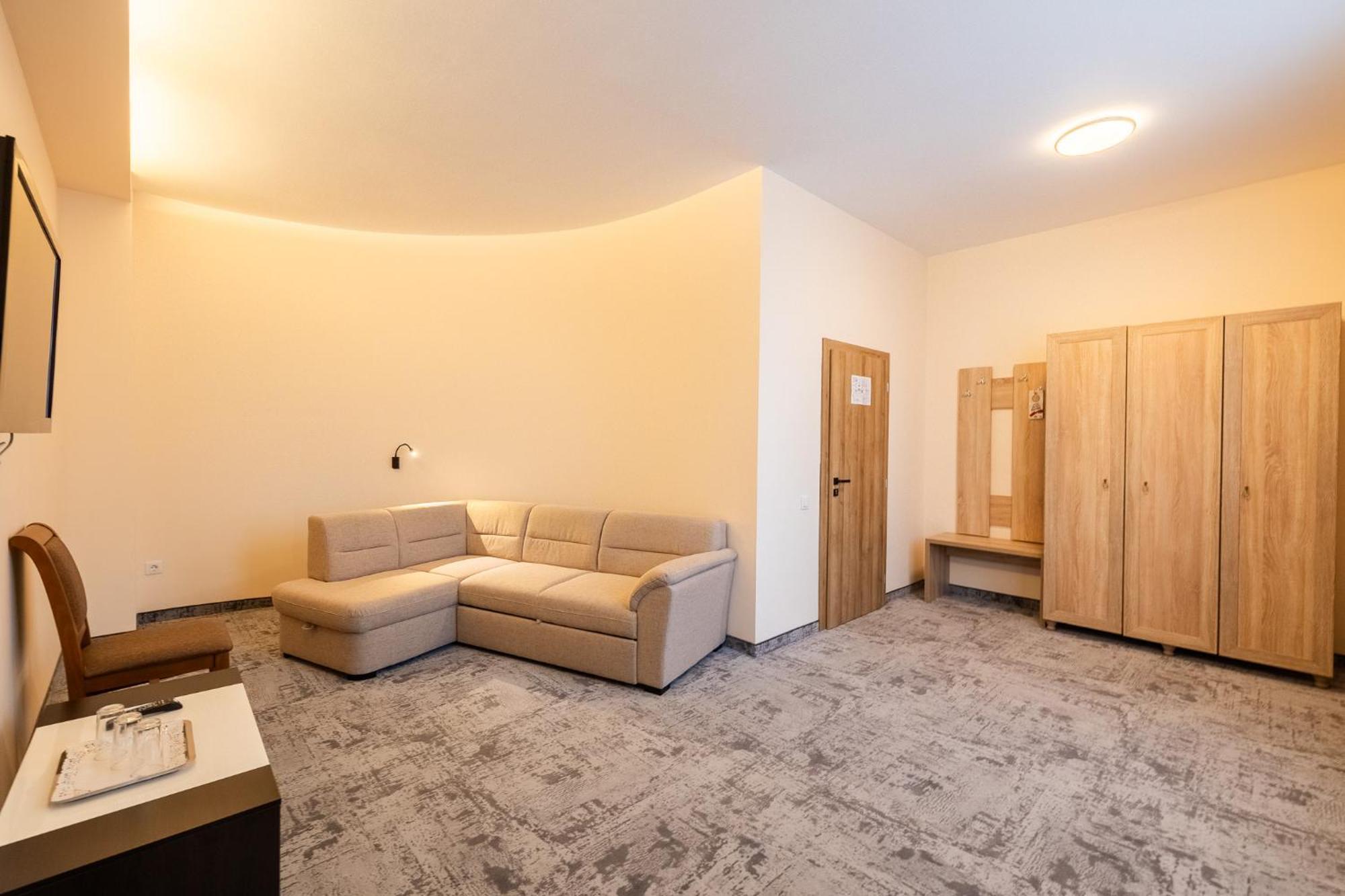 Pensiunea Floarea Soarelui Brașov Exterior foto