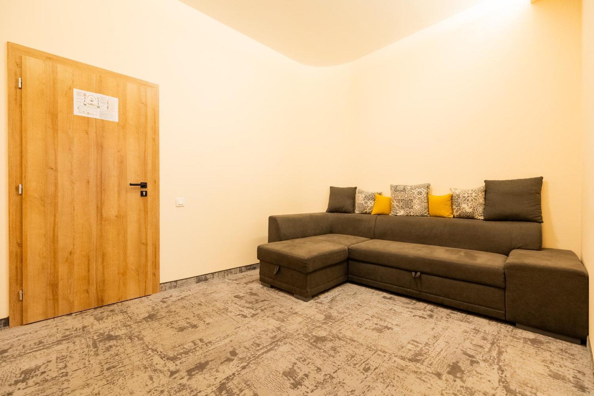 Pensiunea Floarea Soarelui Brașov Exterior foto